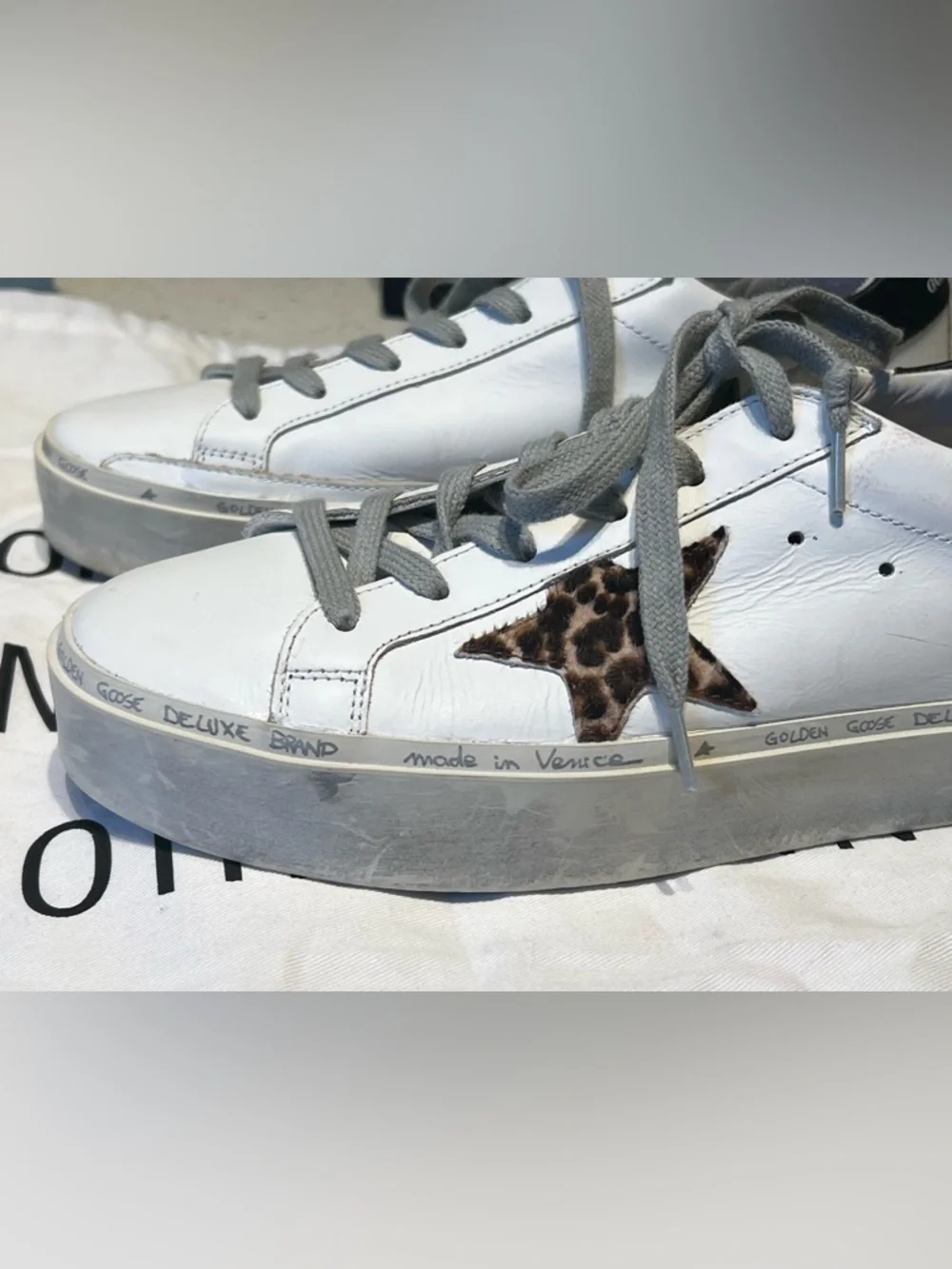 Golden Goose hi star White Leather Sneakers with Leopard Star Accent - Picture 5 of 12